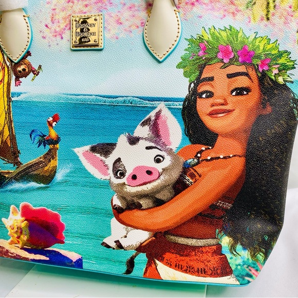 SOLD Dooney & Bourke x Disney Dream Big Princess Moana Large Tote Bag NWT - Picture 4 of 8